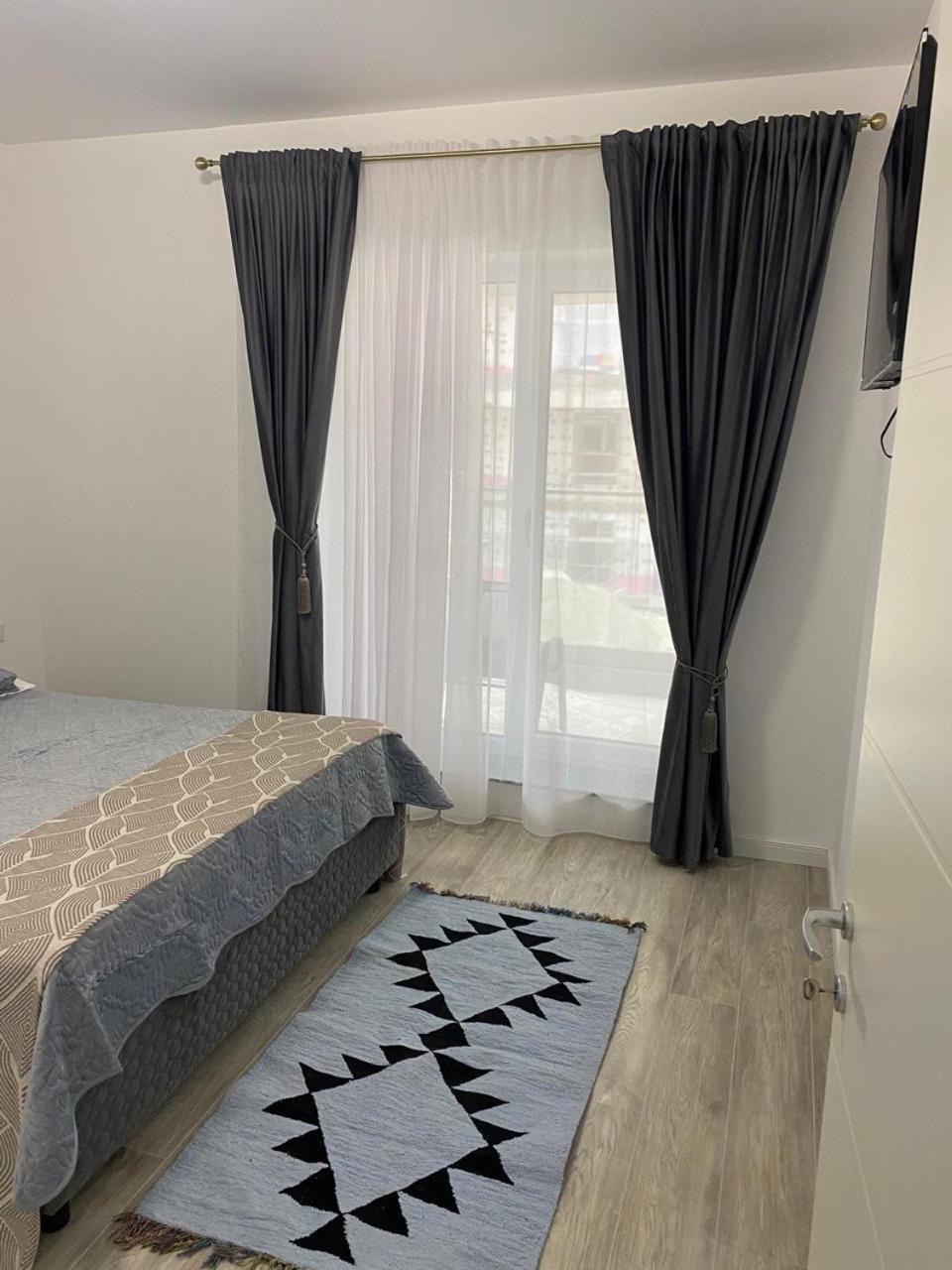 Apartament Satina Κραϊόβα Εξωτερικό φωτογραφία