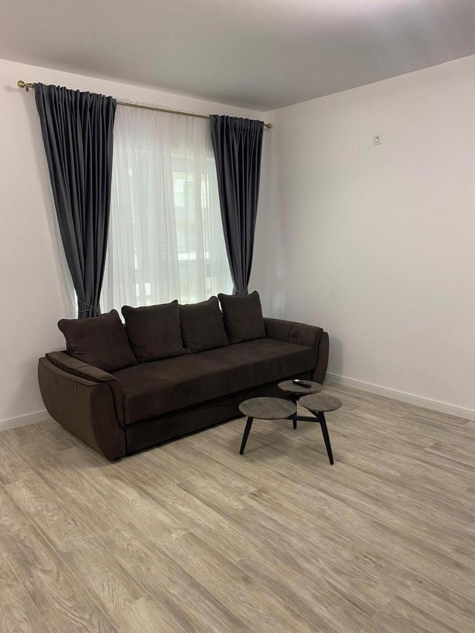 Apartament Satina Κραϊόβα Εξωτερικό φωτογραφία